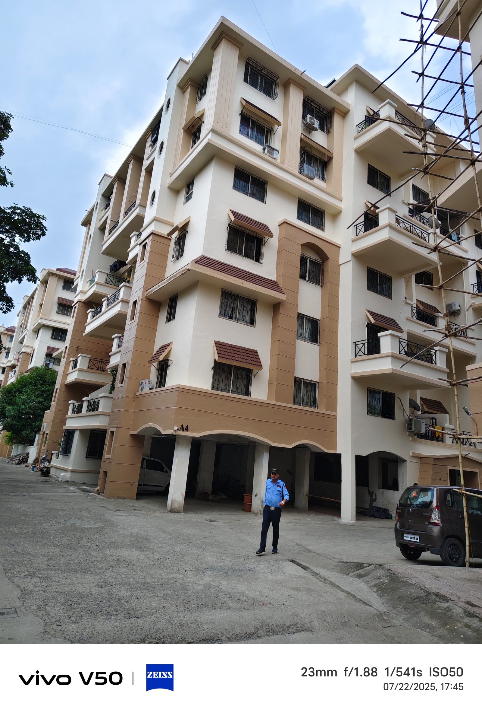 Commercial Apartment Society Exterior Painting